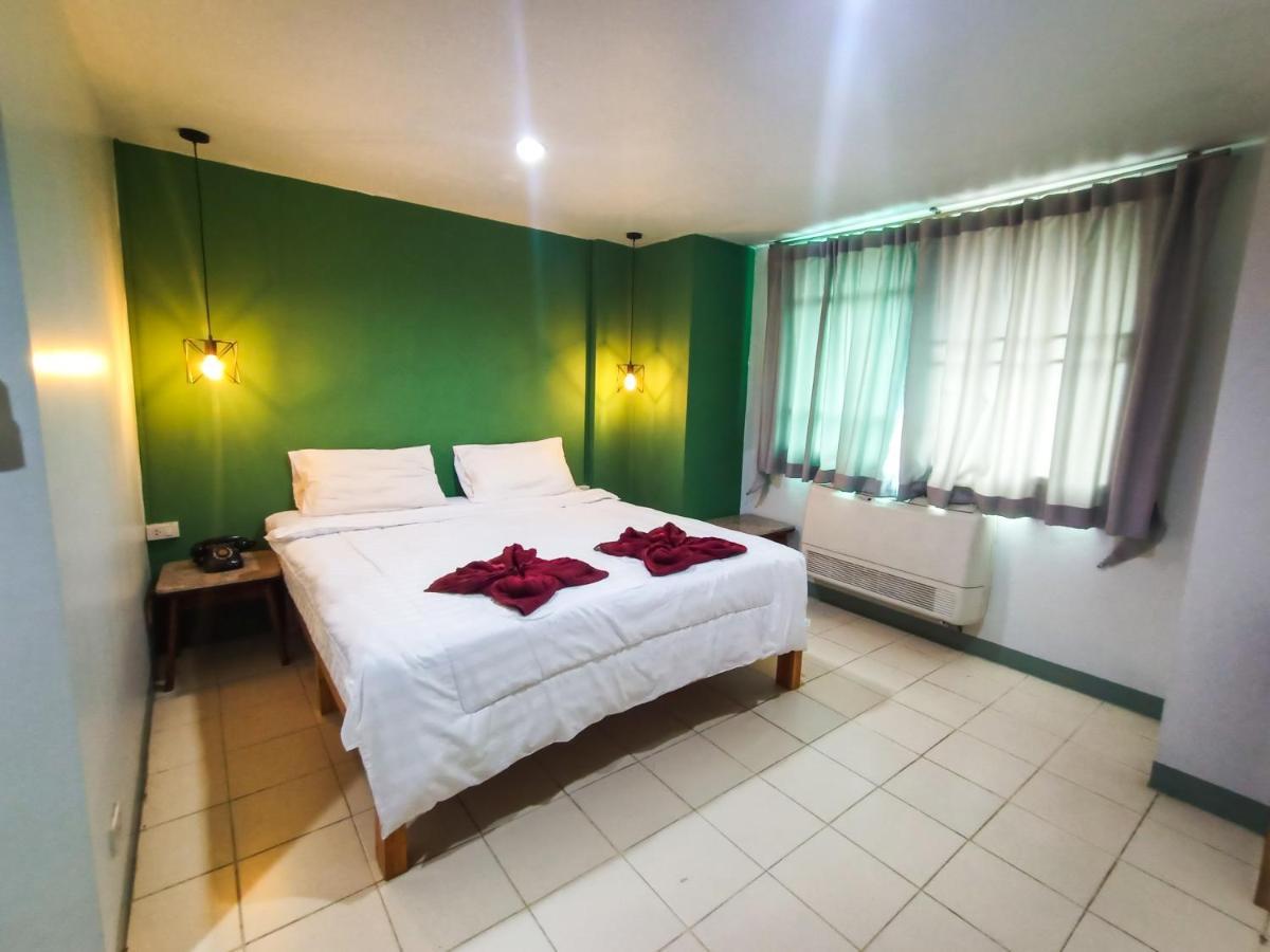 The Moon House Hotell Chiang Mai Eksteriør bilde